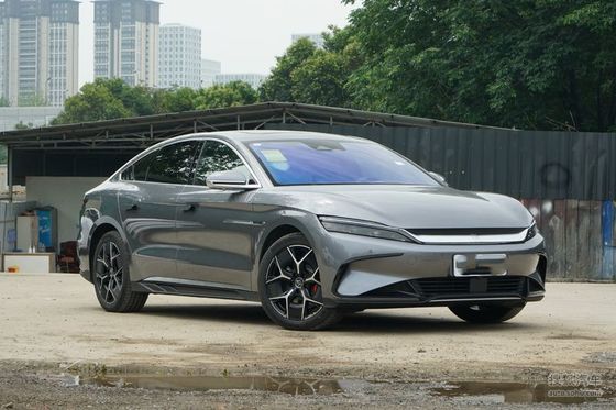 Автомобили высокой эффективности BYD Хана электрические