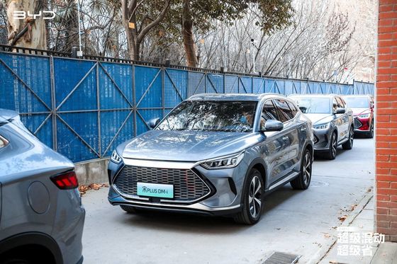 AWD автомобили ECO дружелюбные электрические