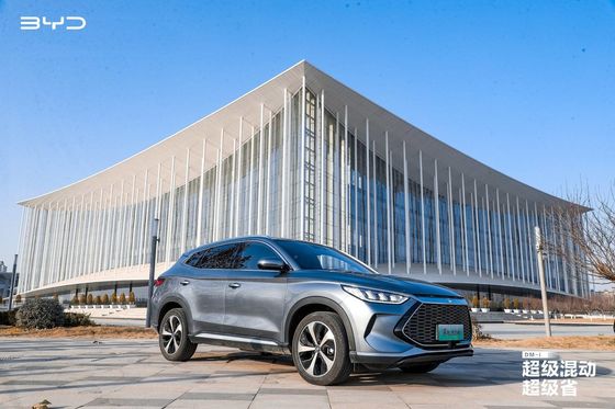 AWD автомобили ECO дружелюбные электрические