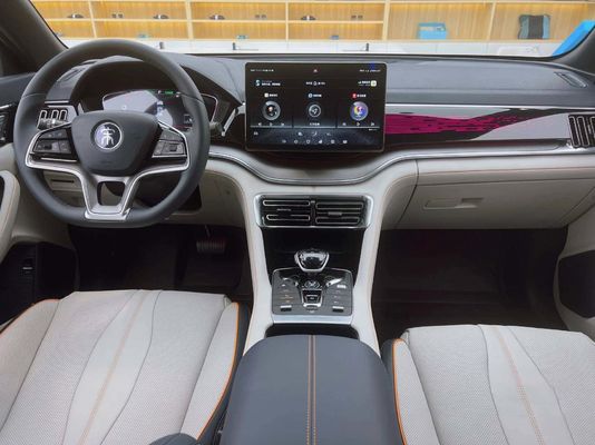 AWD автомобили ECO дружелюбные электрические