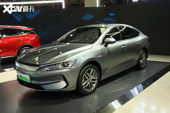 автомобили 400km среднего размера электрические