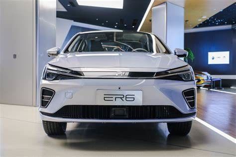 Колесо автоматическое высокоскоростное SUV FWD 4 автомобилей чуда ER6 долгосрочное EV Feifan