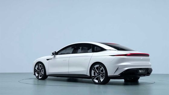 Электротранспорты энергии автомобилей 615km высокой эффективности ZHIJI L7 электрические новые