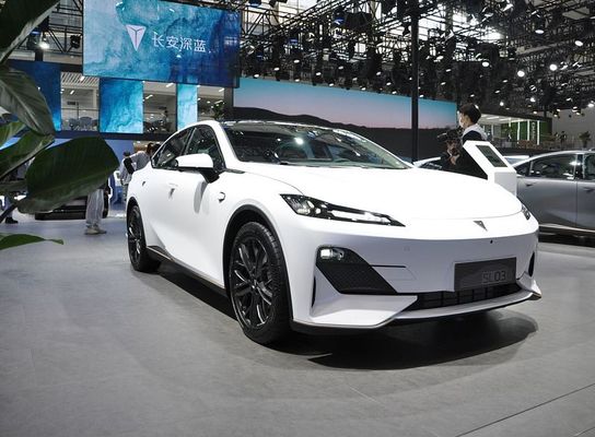 Автомобили автоматической высокой эффективности Changan Sl03 электрические 5 мест двери 5 каретных