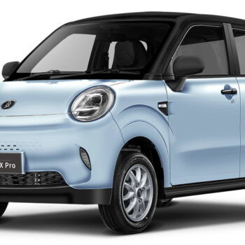 Отличный интерьер, богатая конфигурация и модный дизайн в Lingbao Box EV New Car