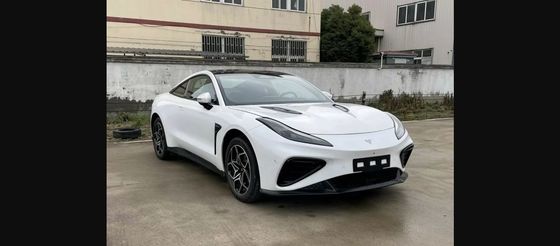 64.27 кВтч Автомобили с батареей @ NEZHA GT 560 км дальность энергосберегающий 2-дверный 4-местный спортивный автомобиль