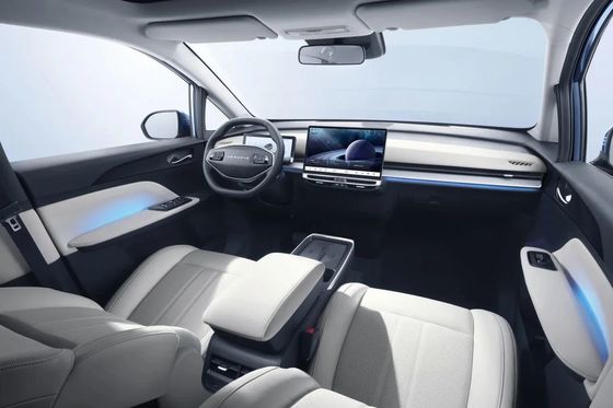 Venucia VX6 полностью электрический внедорожник с самостоятельно разработанным лубанским аккумулятором