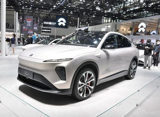 SUV At NIO EC7 75 кВтч Электромобиль с мотором мощностью 480 кВт