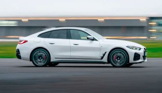 Новейший и полный привод на BMW i4 с двойными электрическими двигателями