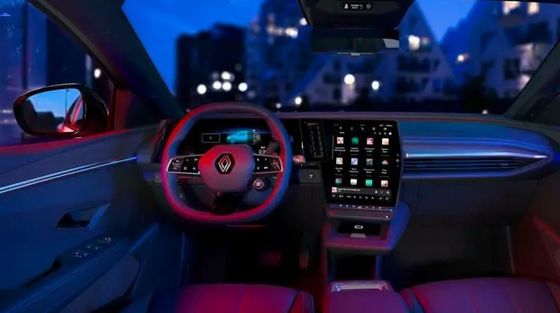 Долгосрочное испытание на Renault Megane E-Tech Батарея мощностью 40/60 кВт/ч с дальностью около 158/208 миль