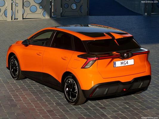 Новая Энергия 2024 самый горячий чисто электрический автомобиль MG4 EV с 250N.m крутящий момент Max. 986l