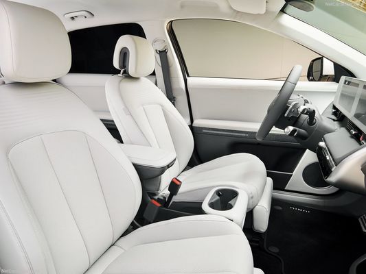 Новое семейство полностью электрических автомобилей от Hyundai Ioniq5 Очаровательный, футуристический дизайн с дальностью 430 км