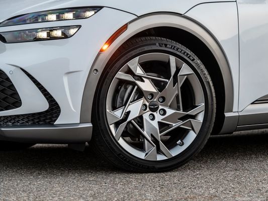 Genesis GV60 Upmarket All Electric Family Car с аккумулятором мощностью 76,4 кВтч 350 Нм крутящего момента