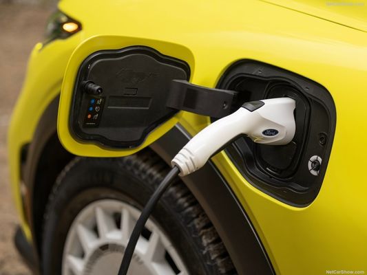 Уникальная ралли-подвеска, семейный автомобиль с гоночным чувством на Ford Mustang Mach-E Rally (2024) 480 лошадиных сил