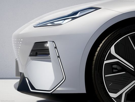 Geely Galaxy E8 Ev Электромобиль 2024 550Kw Max Новый энергетический автомобиль Седан с одним двигателем При 190 км/ч Максимальная скорость