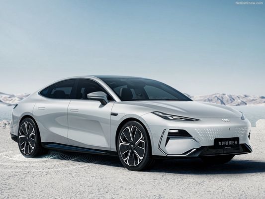 Geely Galaxy E8 Ev Электромобиль 2024 550Kw Max Новый энергетический автомобиль Седан с одним двигателем При 190 км/ч Максимальная скорость