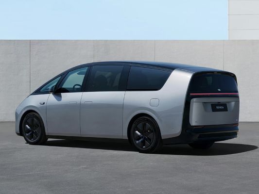 Lixiang MEGA 2024 EV 7-местный роскошный MPV 710KM Длинный диапазон 4WD электрический автомобиль