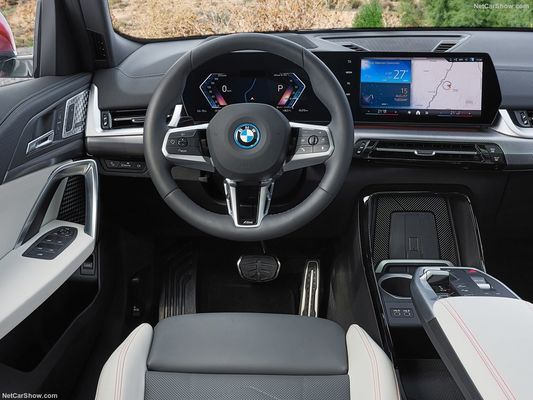 Горячая продажа Электромобиль 2024 для BMW IX2 449Km Высокоскоростной Автомобиль новой энергии