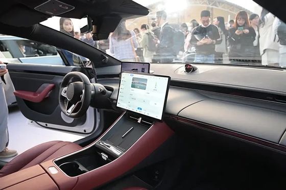 2024 Новый Chery Huawei LUXEED S7 2024 Роскошный электрический седан LUXEED S7 с потреблением 12,4 кВт/ч