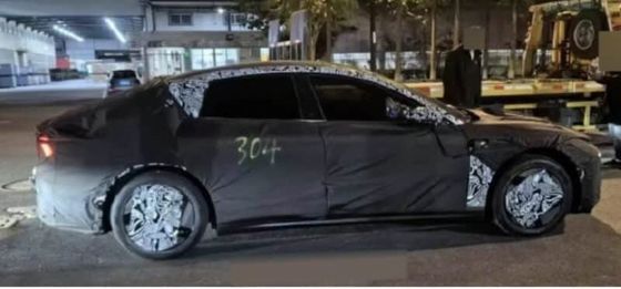 Предпродажная совместная компания работает на седане Jiyue 02 EV с 544 л.с. с RWD&AWD версиями нового энергетического автомобиля