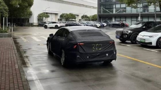 Предпродажная совместная компания работает на седане Jiyue 02 EV с 544 л.с. с RWD&AWD версиями нового энергетического автомобиля