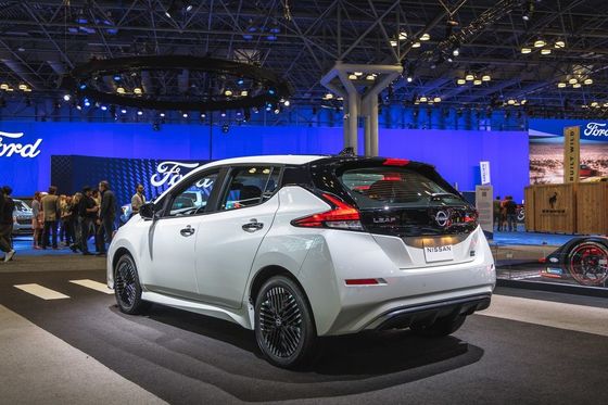 Без бензина с дальностью 180 миль для местных поездок на 2024 Nissan Leaf S хэтчбек новые энергетические автомобили