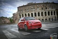 2024 FIAT 500e FWD Мини электрические автомобили 42 кВтч батарея с максимальной скоростью 94 миль в час