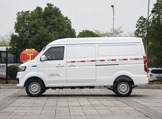 Квадратная форма принята в семейном стиле Jinbei Новый электрический фургон Hiace EV с 220N.m и 300 км NEDC с максимальной скоростью 80 км / ч