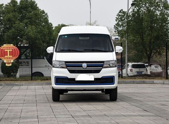Квадратная форма принята в семейном стиле Jinbei Новый электрический фургон Hiace EV с 220N.m и 300 км NEDC с максимальной скоростью 80 км / ч