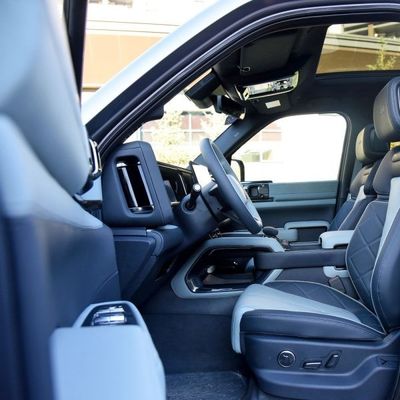 Новый электрический четырехколесный привод PHEV Byd Formula Leopard 5 с максимальной мощностью 505 кВт и максимальным крутящим моментом 760 нм.