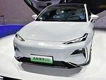 Чистоэлектрическое транспортное средство Dongfeng Nano 01 2024 330 литров с максимальной скоростью 140 км / ч Китай Новая энергия электромобиль