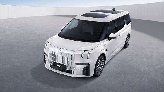 Zeekr 009 Чистый электрический роскошный MPV переопределяет ваши ожидания от MPVS 140 кВтч батареи 822 км CLTC Диапазон 0-100 км / ч в 4,5 с