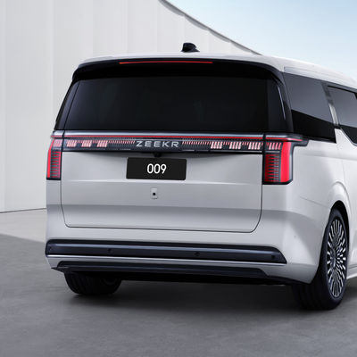 Zeekr 009 Чистый электрический роскошный MPV переопределяет ваши ожидания от MPVS 140 кВтч батареи 822 км CLTC Диапазон 0-100 км / ч в 4,5 с