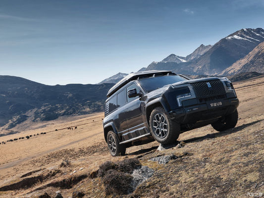 Пре-продажа 2024 Пекинский автосалон BYD Янванг U8 2024 Роскошный внедорожник 1197hp 4Мотор 4wd Электромобиль Byd U8 Гибридный