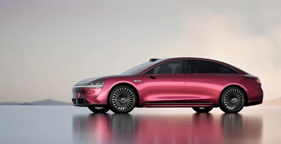 Предпродажа Huawei & BAIC Stelato S9 Чистое электрическое транспортное средство 4 двери/5 мест Седан 214 км/ч Максимальная скорость 227 кВт Моторная мощность Новый автомобиль Ev