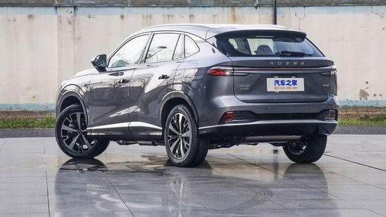 Новейший Saic Roewe D5X DMH PHEV с 1,5 литровым турбомотором и одним электродвигателем мощностью 110 кВт/235 нм