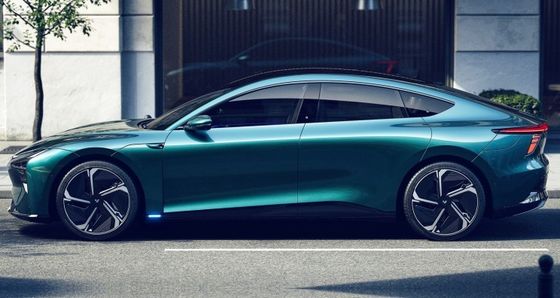 Автономный робот 2024 Jiyue01 200кВт Моторная мощность 272 л.с. 550 км CLTC Дальность полного электромобиля с максимальной скоростью 200 км/ч