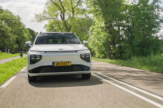 Новый премиальный электрический внедорожник - Xpeng G9 2024 570 км pro с 230 двигателем мощностью 430N.m крутящий момент 6.4sec 0-100 км / ч ускорение