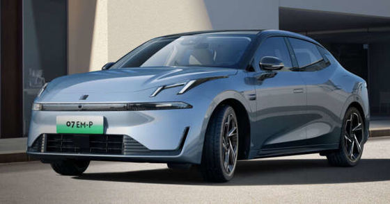 Мощный новый гибридный автомобиль LYNK&CO 07 EM-P с 163 л.с. и 255 Нм крутящего момента и 160 кВт мотора и 3 скоростной коробкой передач DHT