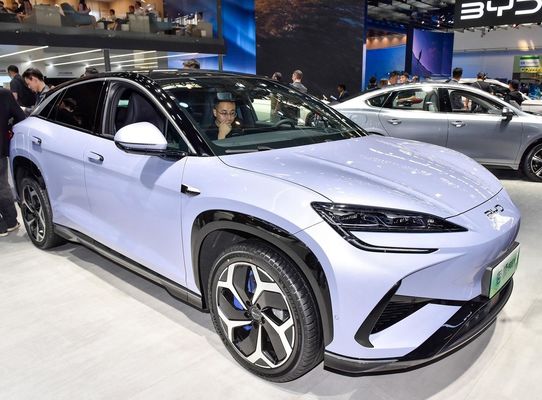 Новый электромобиль PURE BYD Sea lion 07 с BYD e-платформой 3.0 EV архитектурой 210 км/ч максимальная скорость и 231P.s мощность двигателя