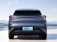 Новый электромобиль PURE BYD Sea lion 07 с BYD e-платформой 3.0 EV архитектурой 210 км/ч максимальная скорость и 231P.s мощность двигателя