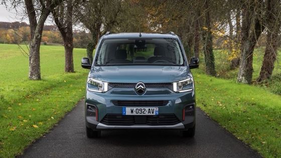 NEW CITROEN e-Berlingo Новый электромобиль 339 км Дальность действия 52 кВтч батарея с 100 кВт ((136 П.с) Моторная мощность и 132 км/ч максимальная скорость