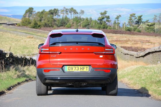 Всесторонний EV Volvo EC40 Ultimate Twin Motor с WLTP 326Miles 4,7sec ускорение от 0-62mph 408 лошадиных сил