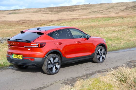 Всесторонний EV Volvo EC40 Ultimate Twin Motor с WLTP 326Miles 4,7sec ускорение от 0-62mph 408 лошадиных сил