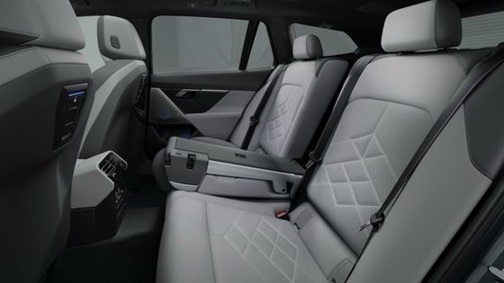 Новейший электромобиль с аккумулятором 84,4 кВтч, дальность 329 миль с 335 л.с. / 430 Нм на BMW i5 Touring eDrive40 односкоростной RWD