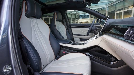 Двигатель FWD 1.5L At BYD SEAL U DM-i PHEV Электромобиль с электрическим двигателем 18,3 кВтч батарея Максимальная мощность 214 л.с.