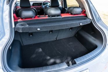 Электрические транспортные средства 2024 GMW ORA Чистый электрический автомобиль с мощностью 126 кВт / 171 с Моторная мощность 160 км / ч Максимальная скорость & 400 кмРАНЖЕ