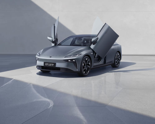 2024 мощный Dongfeng Eπ 007 200Pro EREV 200 км CLTC 160кВт Мотор мощностью 310N.m крутящий момент с 7,2s 0-100 км / ч ускорение