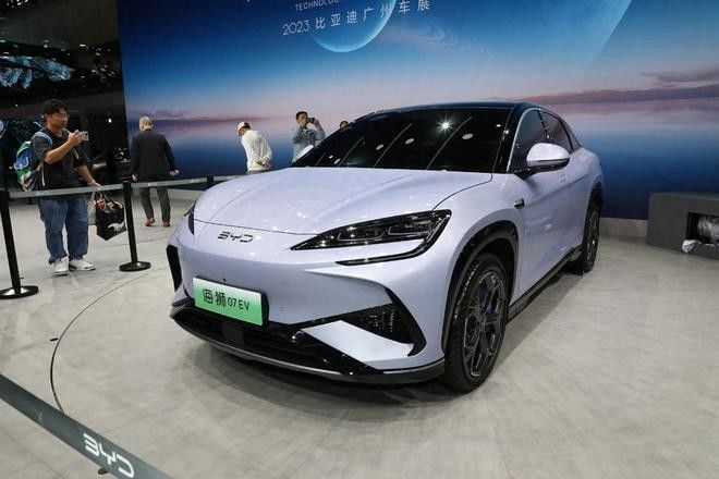 Красивый Чистый Электрический BYD Sea Lion 07 EV Автомобиль Новая Энергия Автомобиль С Аккумулятором