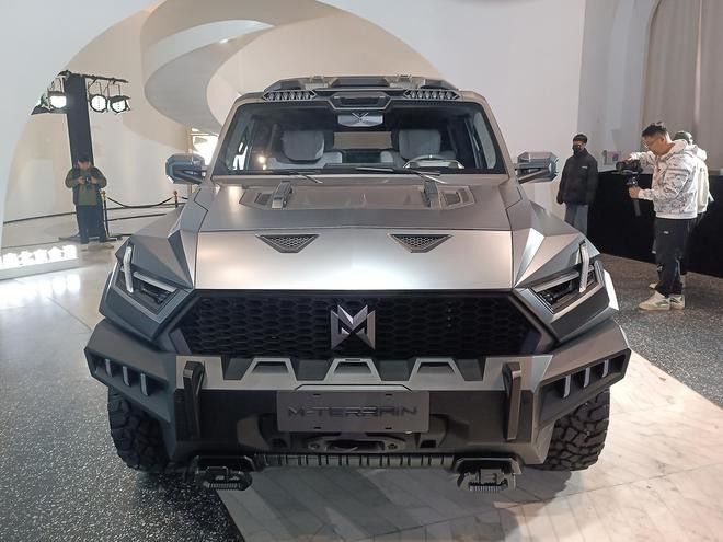 Большой EV Car AtDongfeng Mengshi M-Hero 917 EV Производство началось 1000 л.с. 505 км диапазон под капотом